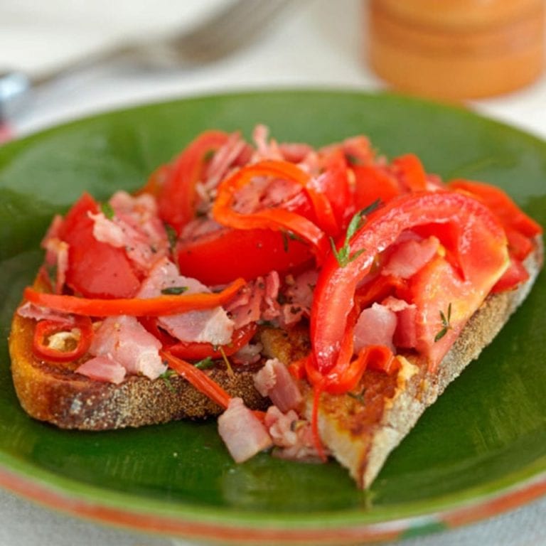 Bruschetta with tomatoes, pancetta and confit chilli