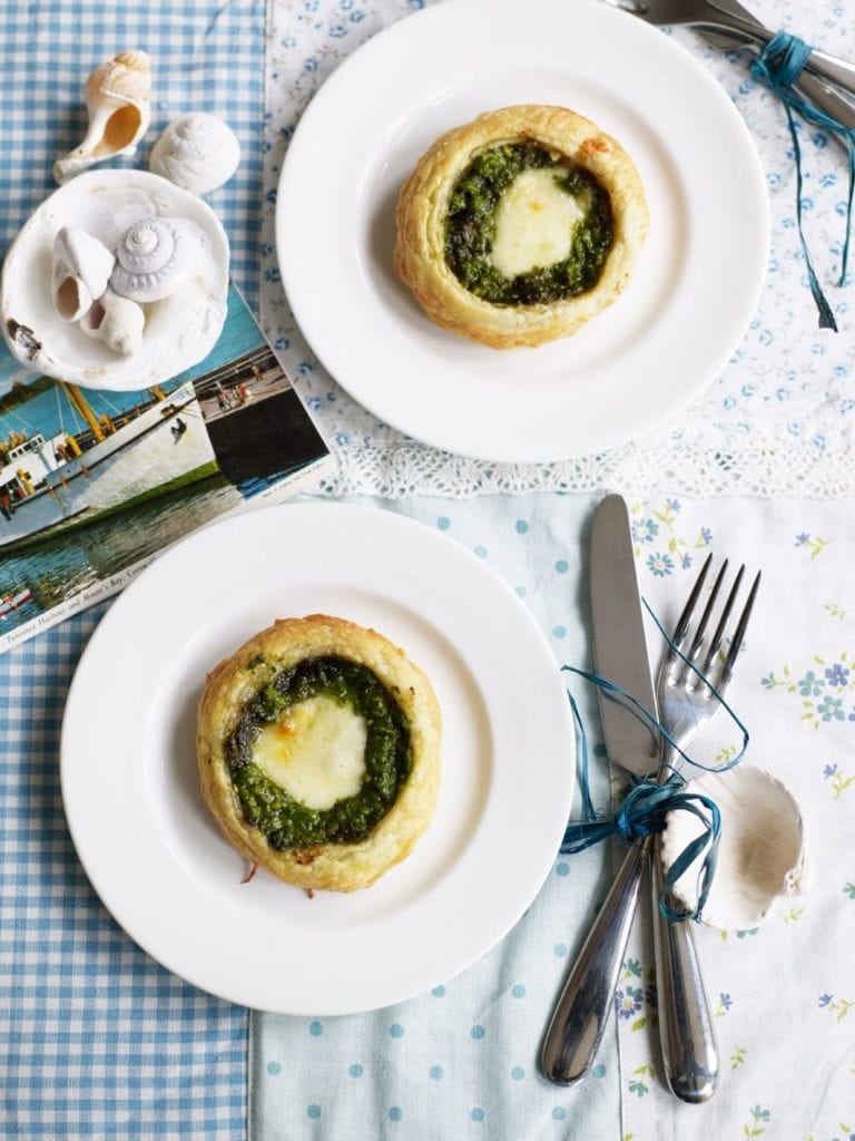 Little pesto and cheese tarts