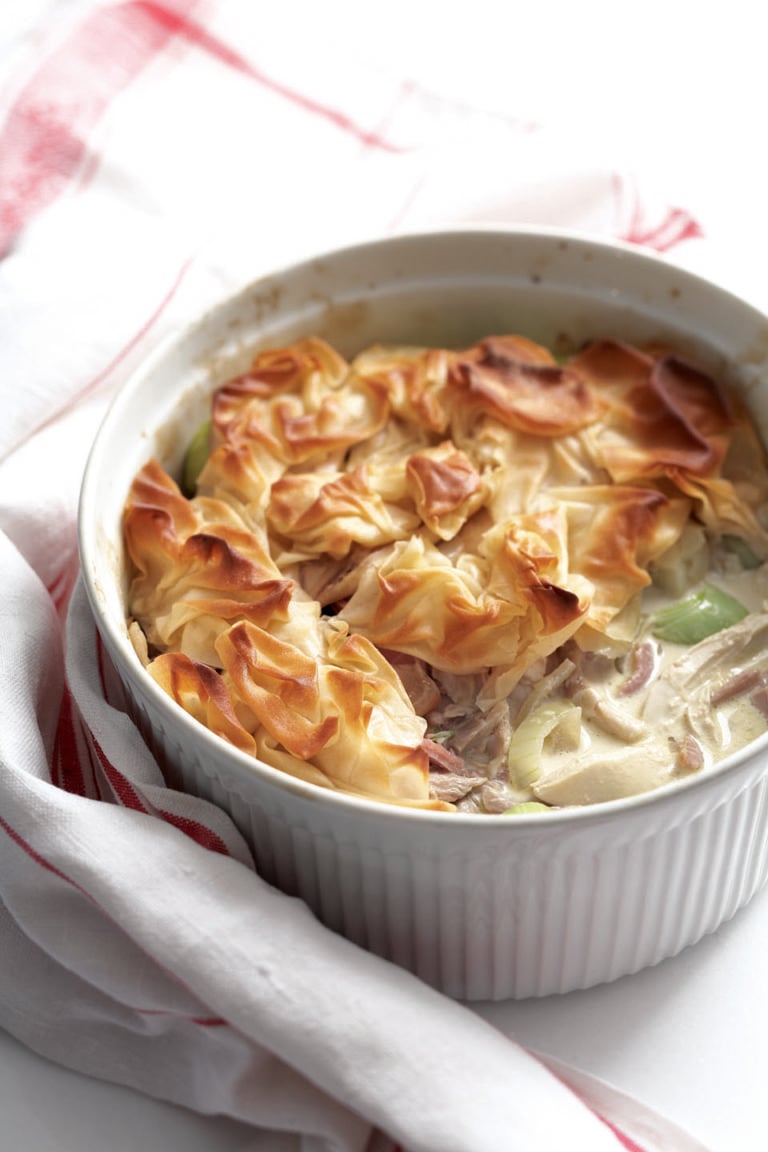 Chicken, ham and leek filo pie