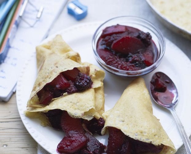 Blackberry and apple crêpes