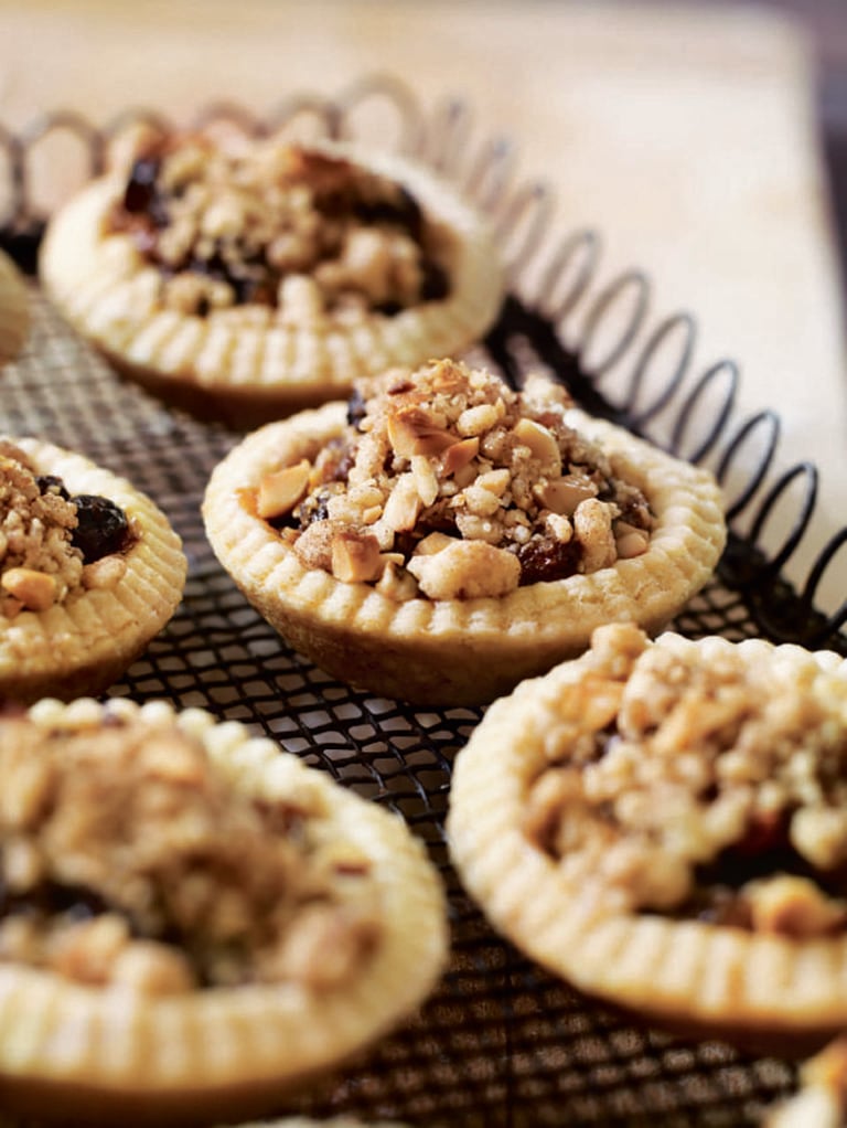 Mince pies with hazelnut streusel topping