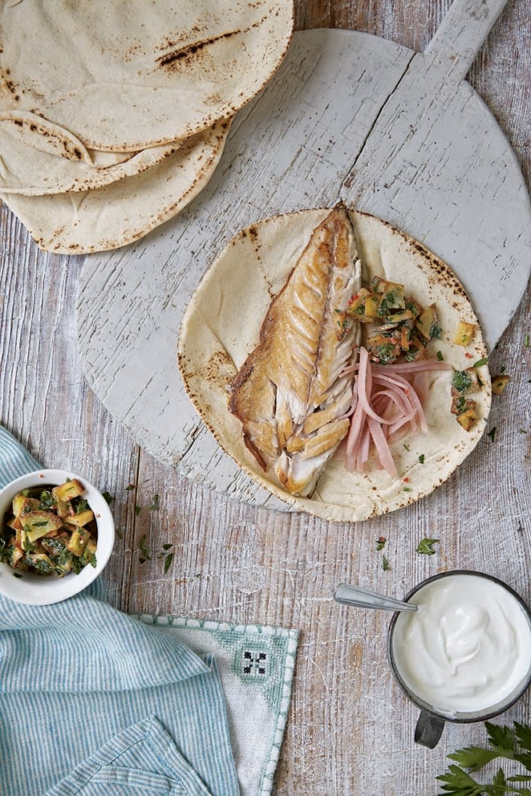 Mackerel flatbreads with pickled kohlrabi and parsley potatoes