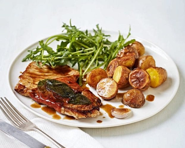 Paprika pork with chickpeas