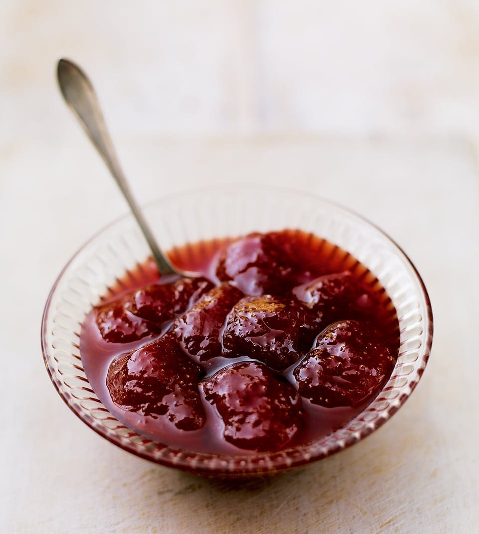 Quick strawberry jam recipe delicious. magazine