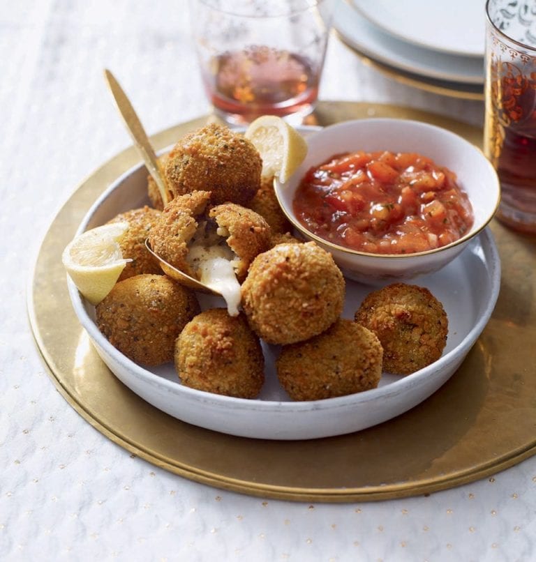 Mozzarella stuffed risotto balls