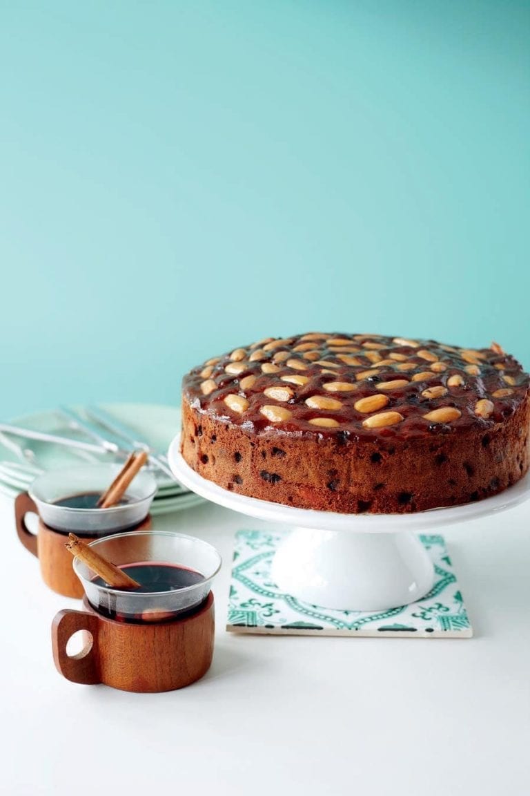 Spiced easy fruit cake