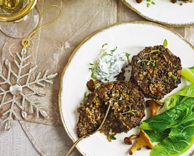 Wild mushroom and bulgur wheat cakes