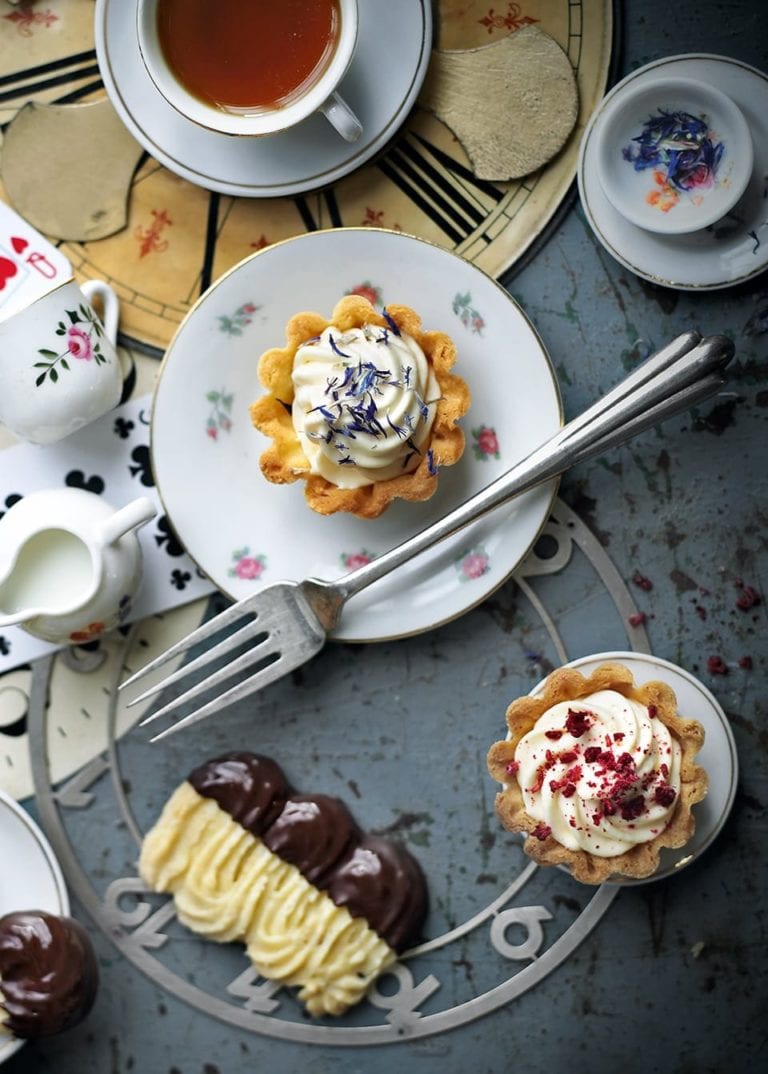 Passion fruit cream tarts with lemon pastry