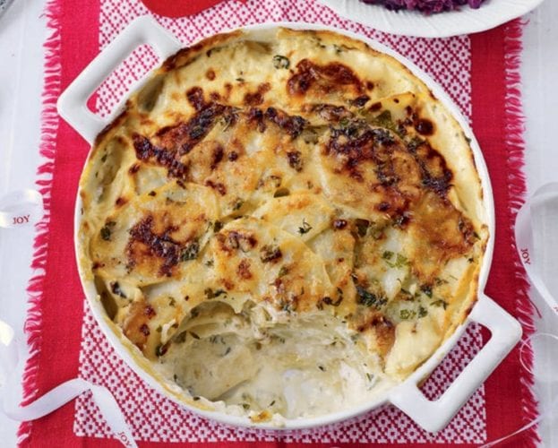 Potato gratin with bay recipe image
