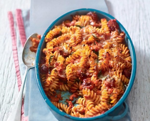 Quick olive, chorizo and tomato pasta