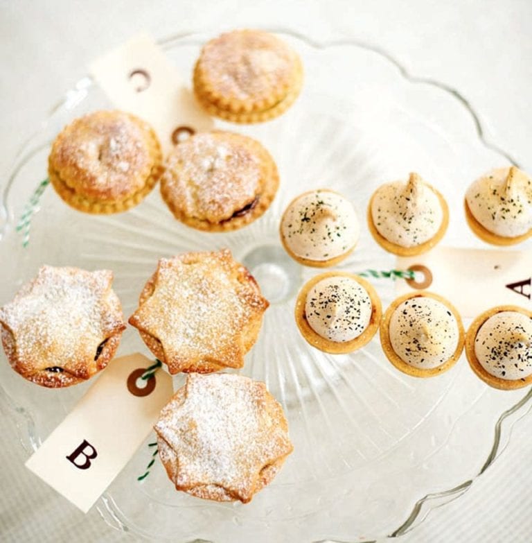 Eastern mince pies