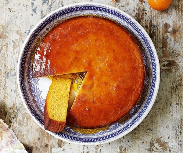 Sticky clementine cake