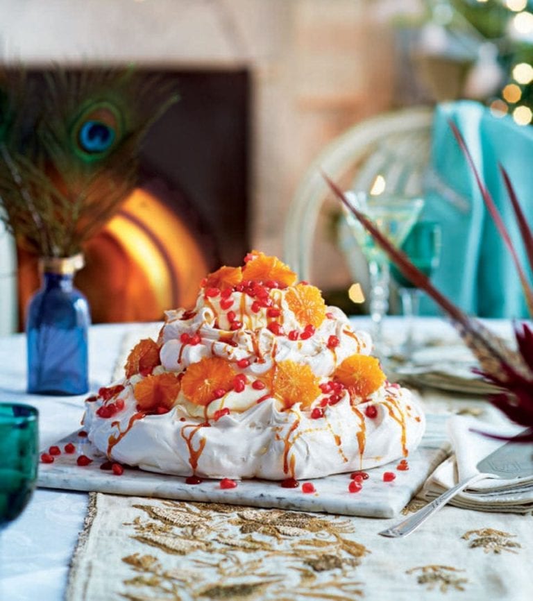 Christmas pavlova