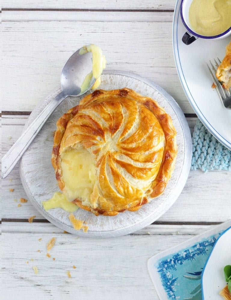 Baked camembert pithivier