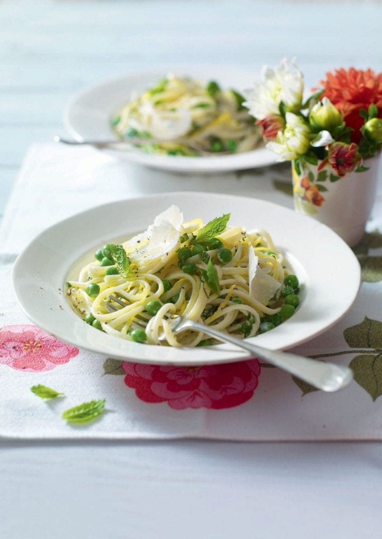 Ricotta and lemon pasta