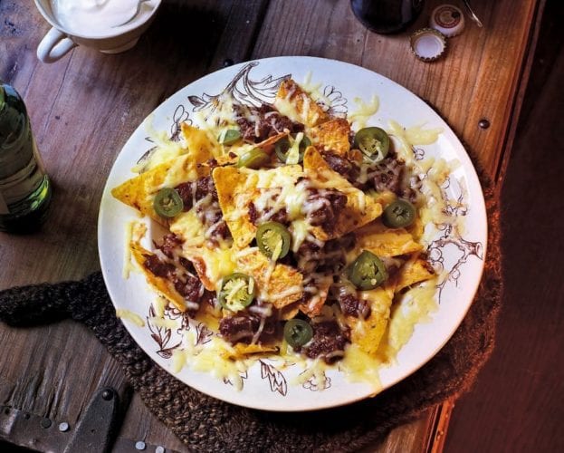 Nachos with avocado salsa
