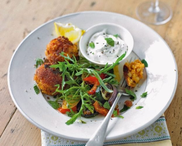 Falafels with tahini dressing