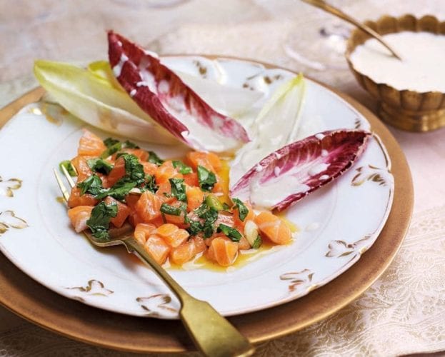 Salmon tartare with chicory