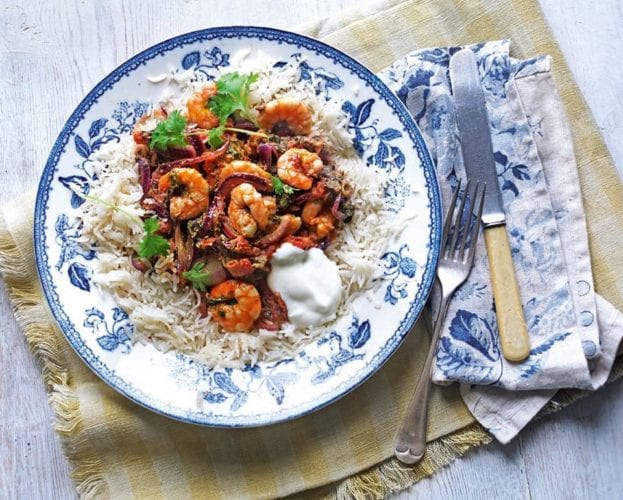 Prawn and spinach curry