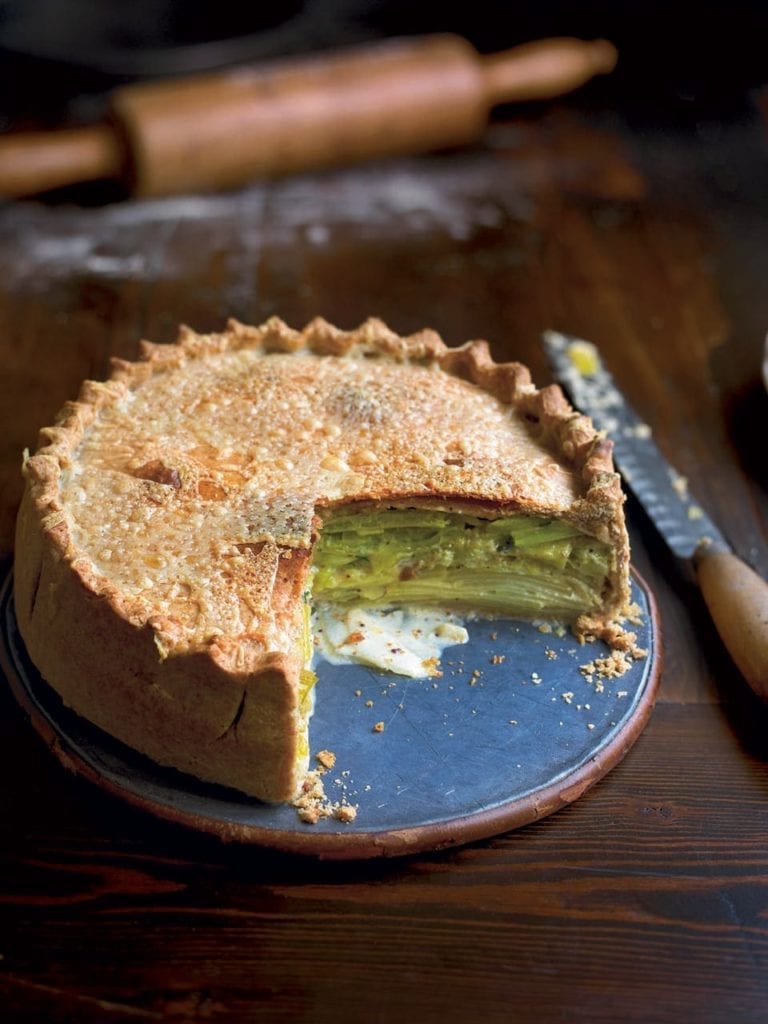 Creamy leek, potato and Gruyère pie