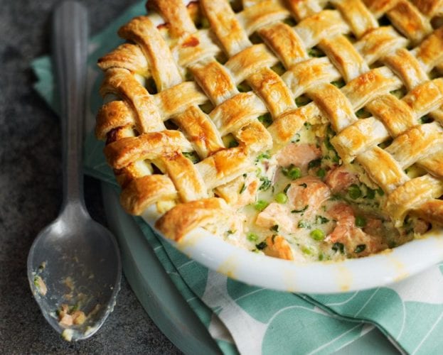 Fish pie with almonds