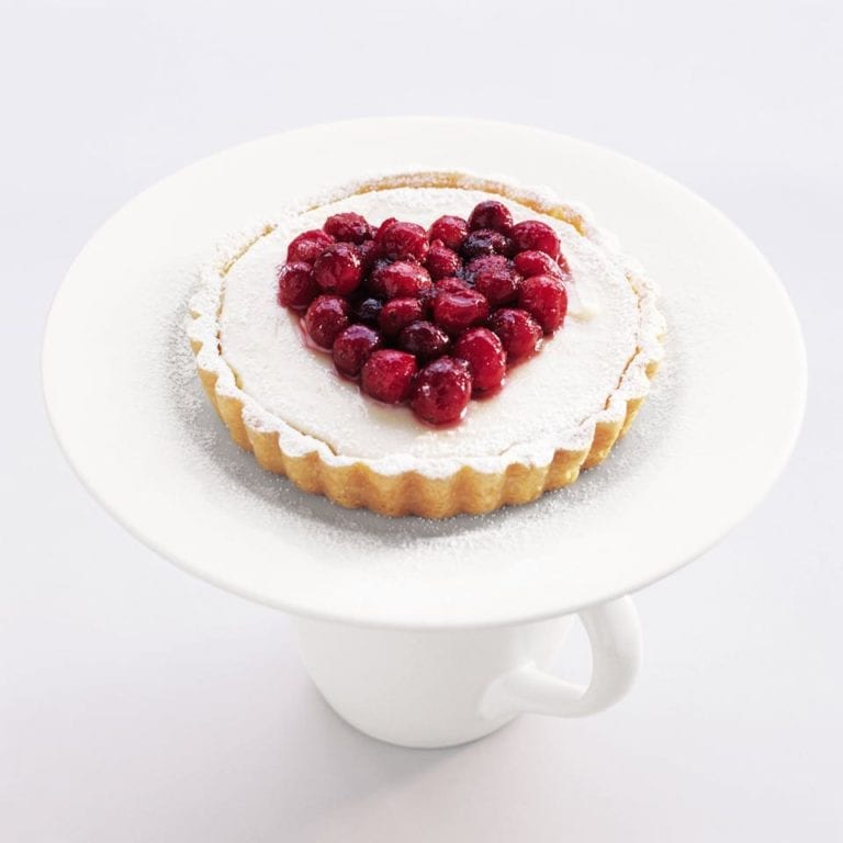 White chocolate and cranberry tarts