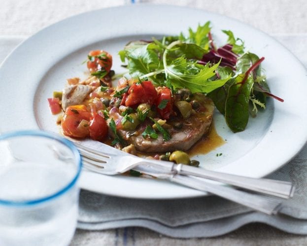 Pan-fried tuna with zingy cannellini beans
