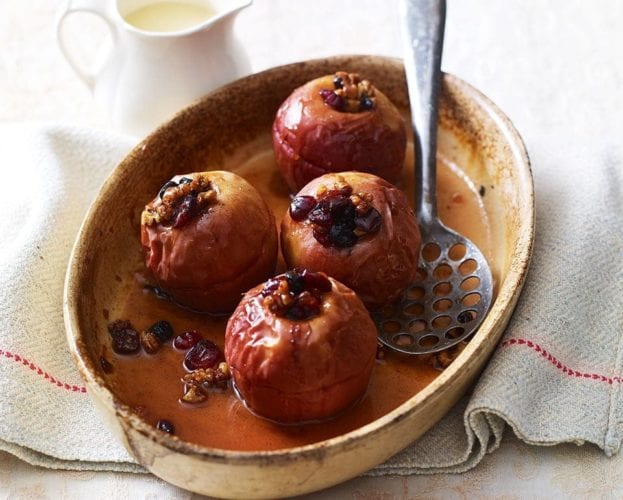 Baked apples