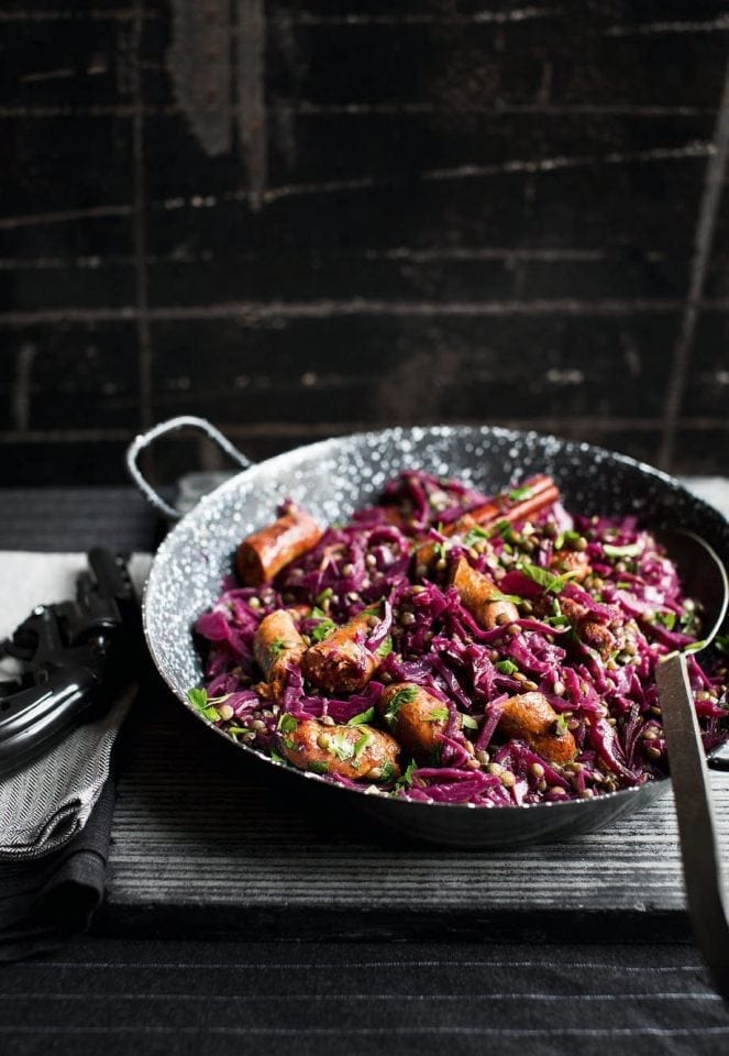 Braised red cabbage, merguez sausages and lentils