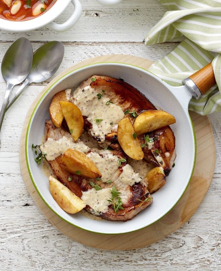 Cider pork with apples