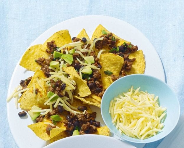 Nachos with avocado salsa