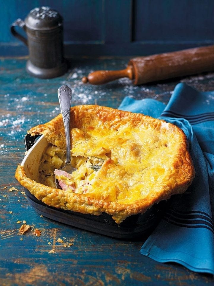 Ham, leek and potato pie