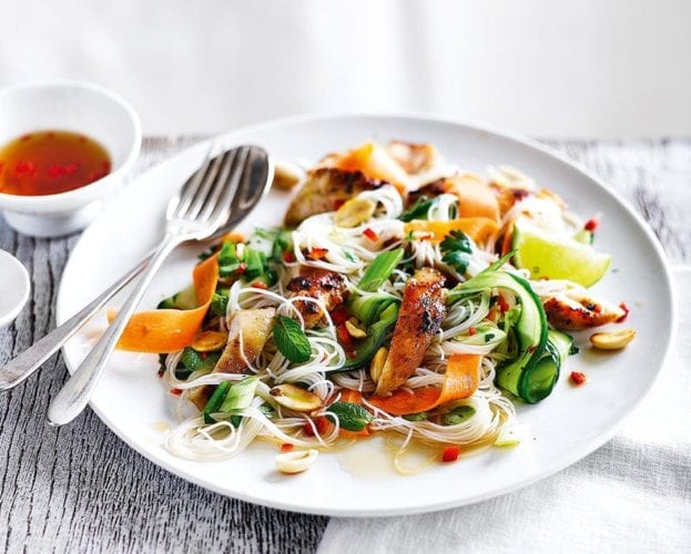Quick chicken noodles