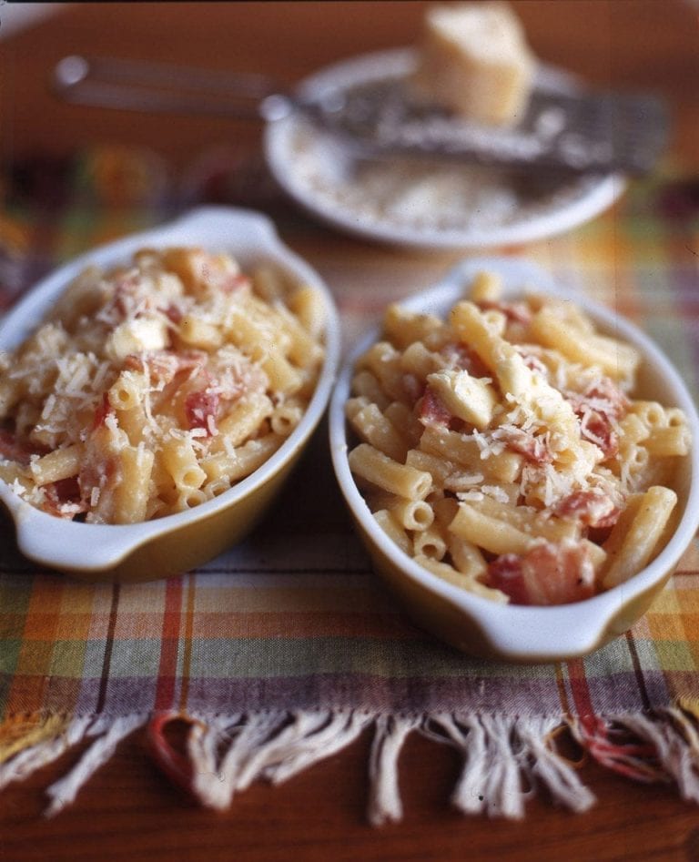 Macaroni carbonara