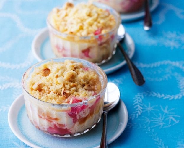 Rhubarb and custard crumbles