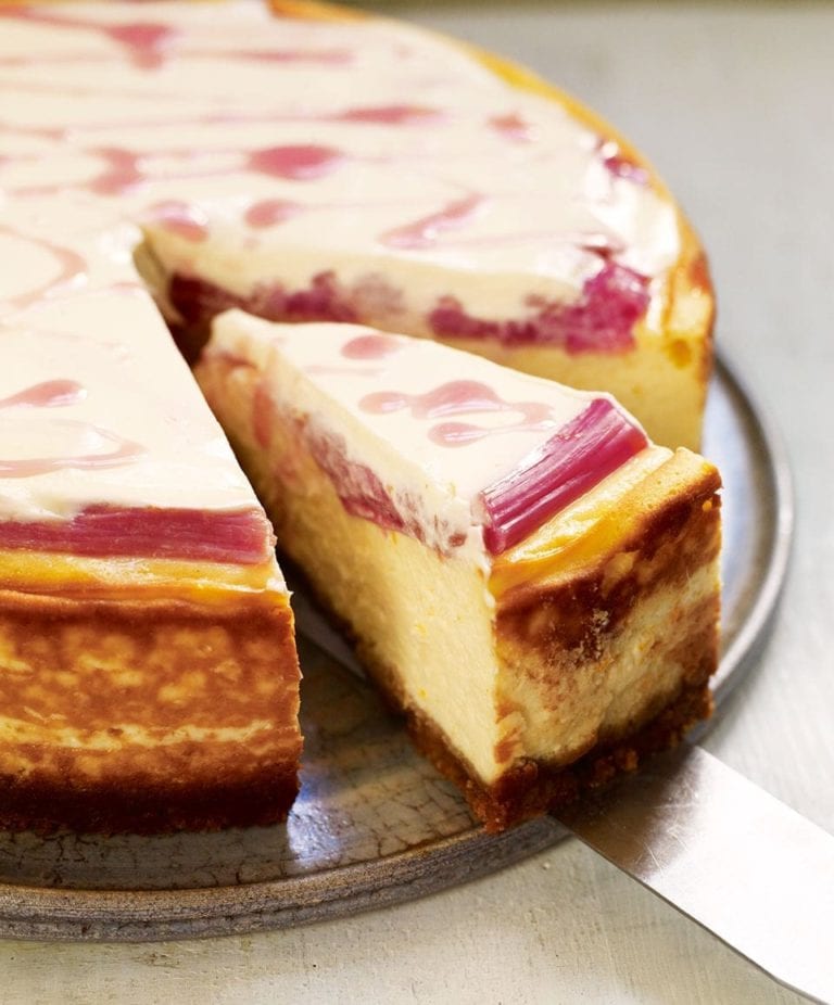 Baked rhubarb and orange cheesecake