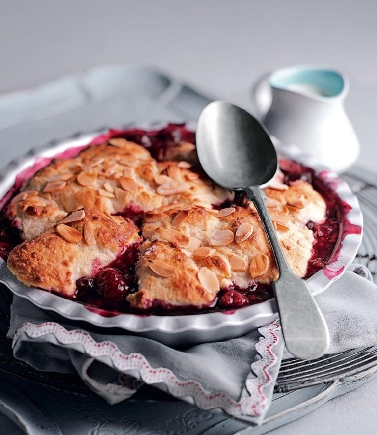 Forest fruit, almond and cobbler crumble