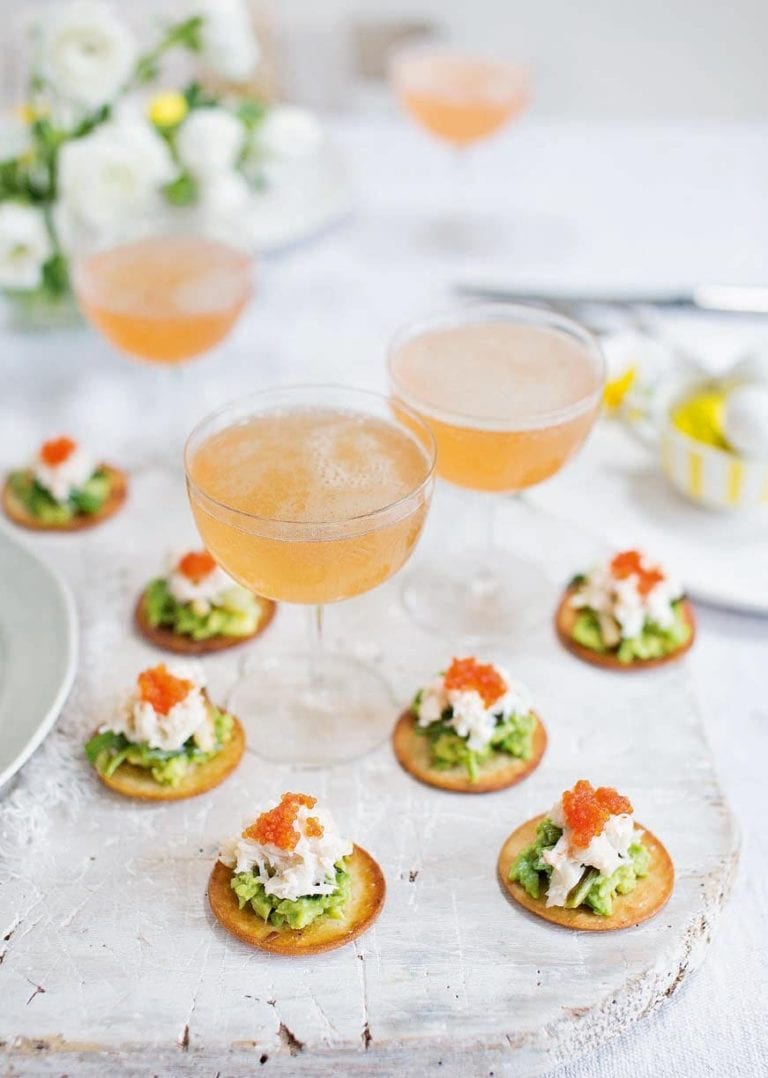 Rhubarb spritz cocktail