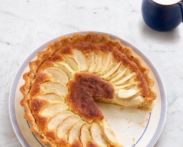apple frangipane tart