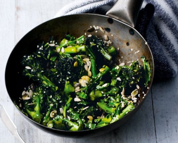 Microwaved crunchy green vegetables