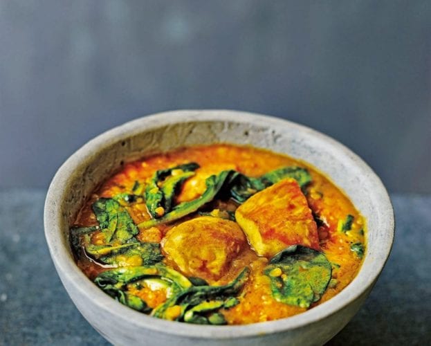 Red lentil and chicken curry