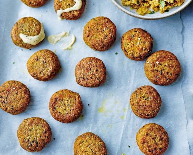Falafel and salad pittas