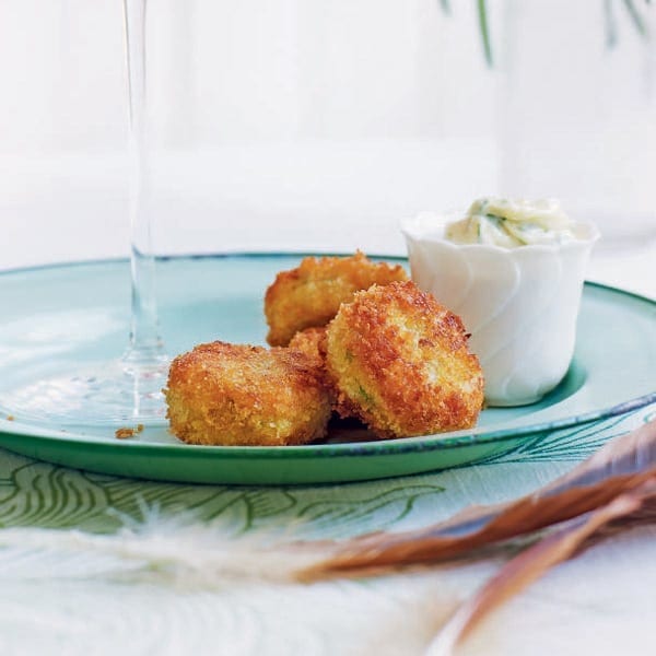 English crabcakes with tarragon mayonnaise