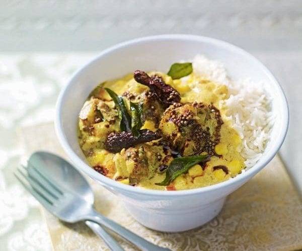 Indian stew and dumplings (Kadhi pakoda)