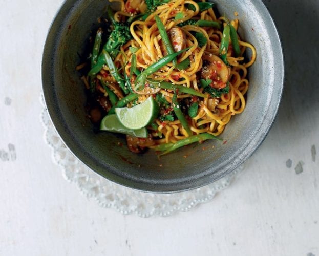 Thai-style tuna and broccoli salad