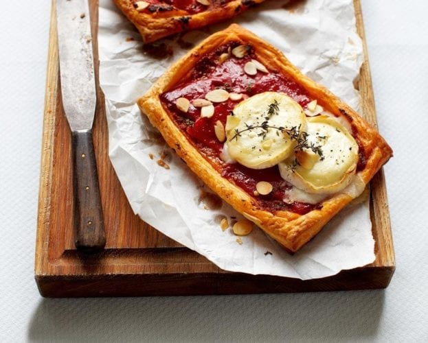Beetroot and goat’s cheese cups
