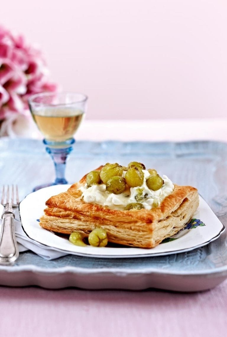 Gooseberry and elderflower tarts