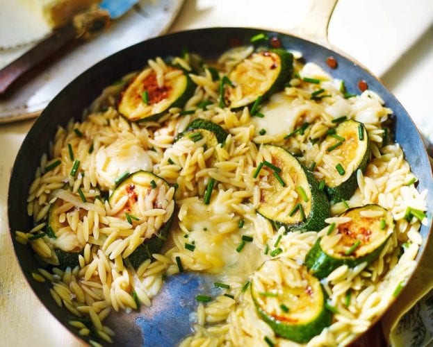 Courgette risotto made with orzo pasta