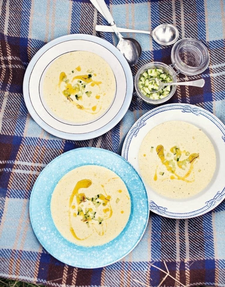 Almond and cucumber soup