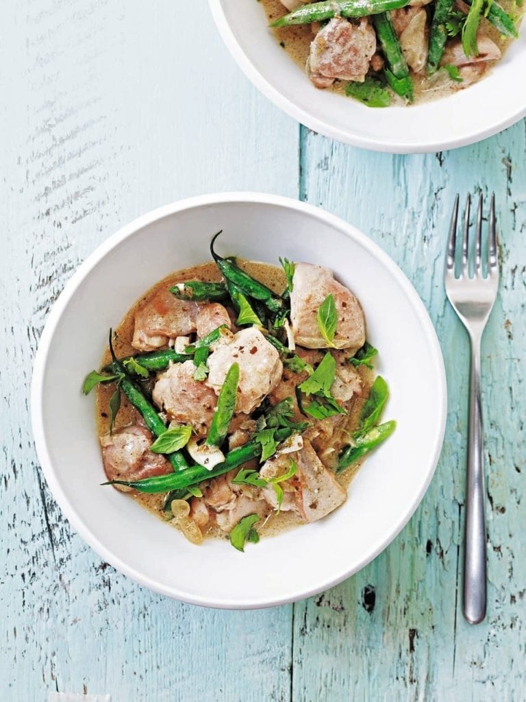 Thai green curry with chicken and green beans